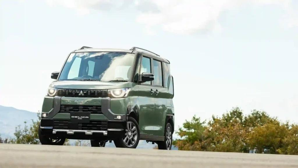 2026-Delica-Mini-13