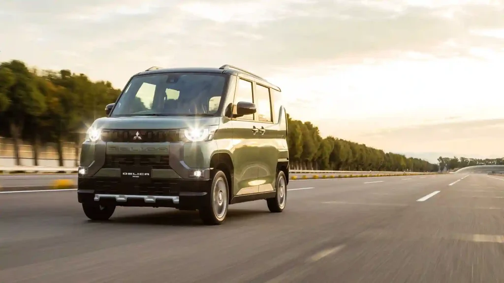 2026-Delica-Mini-35