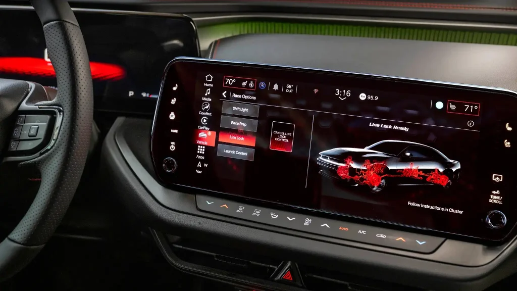 2026-Dodge-Charger-37