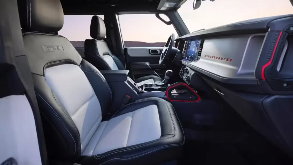 2026-Ford-Bronco-14