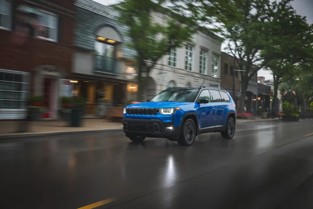 2026-Jeep-Cherokee-12