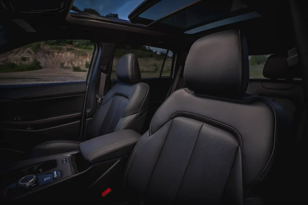 2026-Jeep-Cherokee-16
