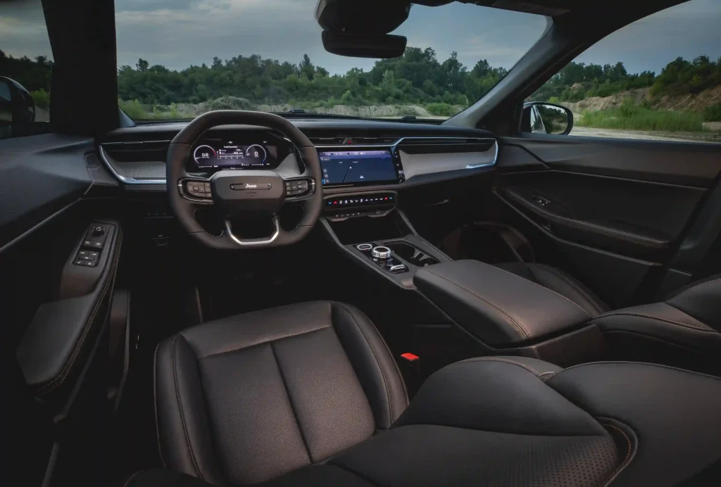 2026-Jeep-Cherokee-21