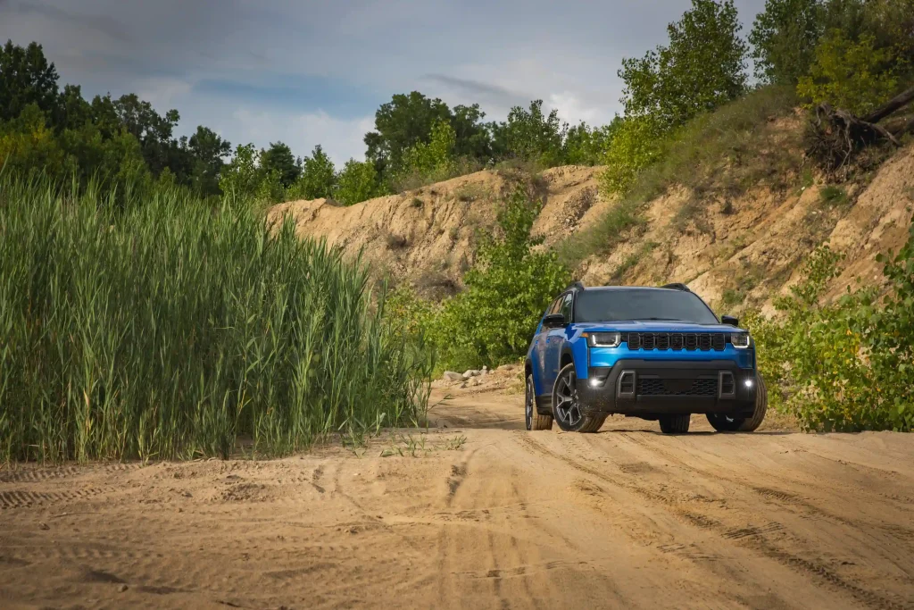 2026-Jeep-Cherokee-4