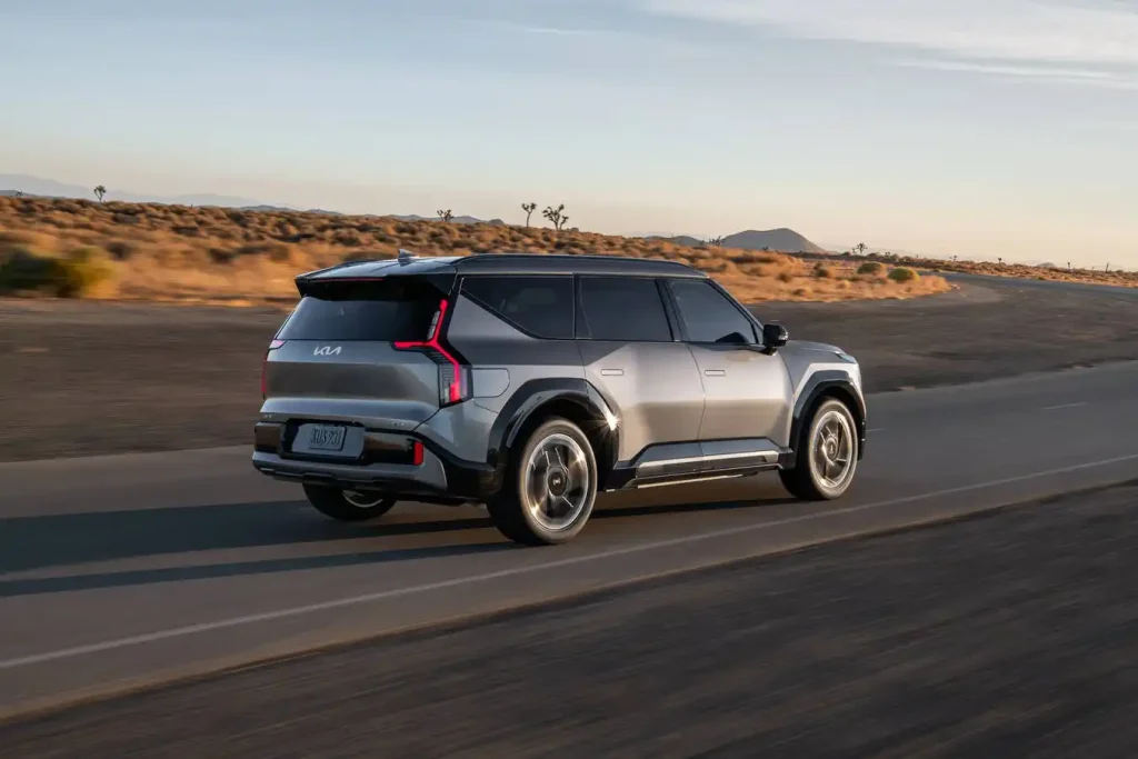 2026-Kia-EV9-38