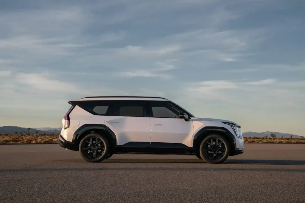 2026-Kia-EV9-6