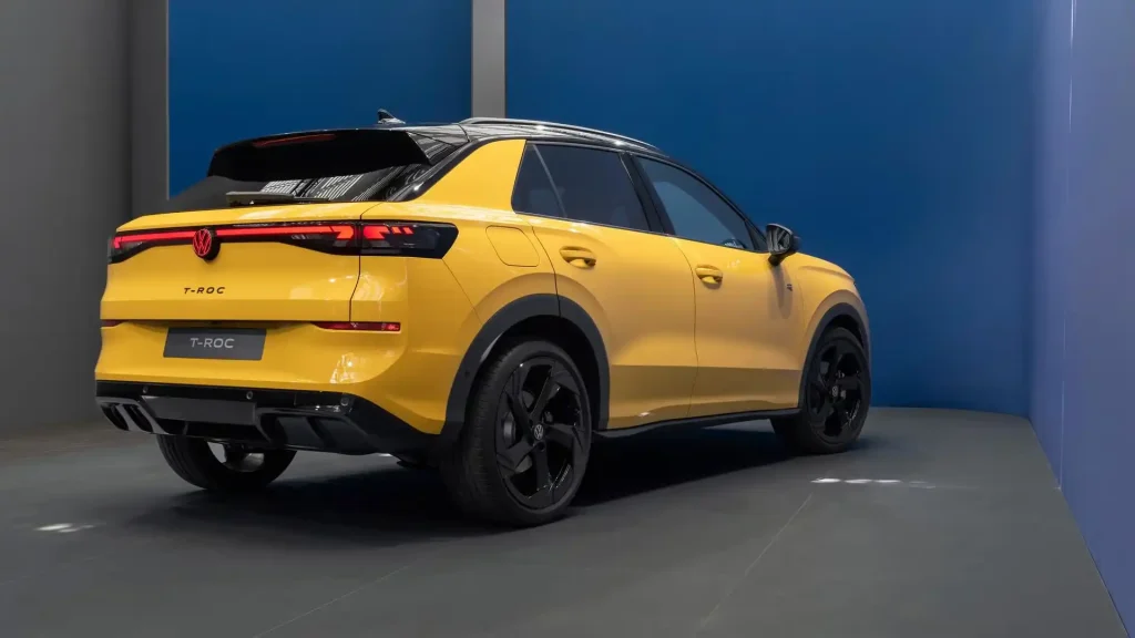 2026-VW-T-Roc-6