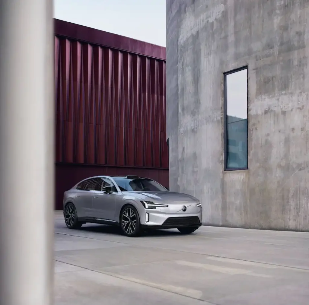2026-Volvo-ES90-30