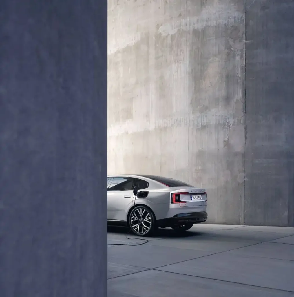 2026-Volvo-ES90-31