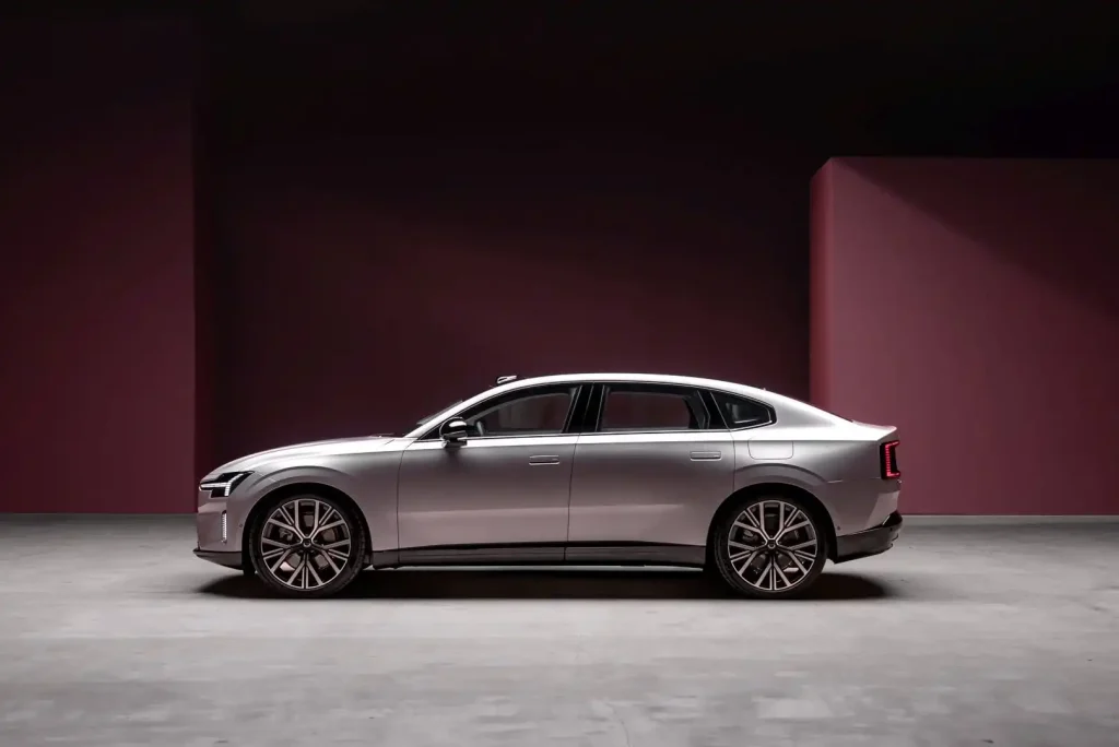 2026-Volvo-ES90-5