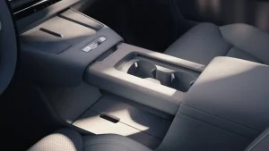 2026-Volvo-XC70-11