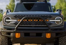 Ford-Bronco-100