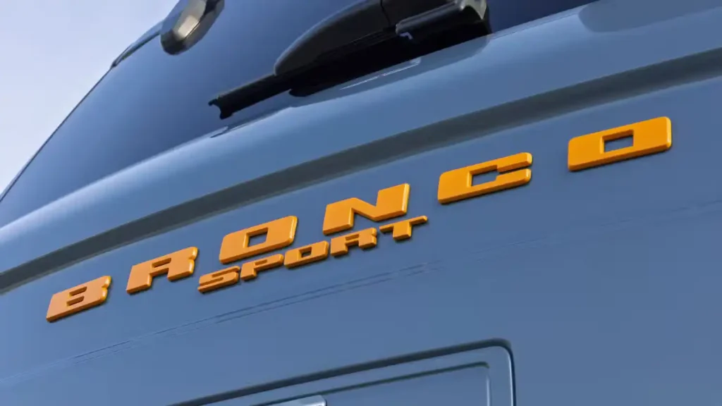 Ford-Bronco-109