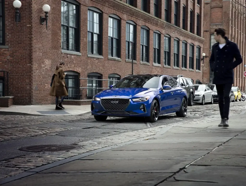 2024-Genesis-G70-10