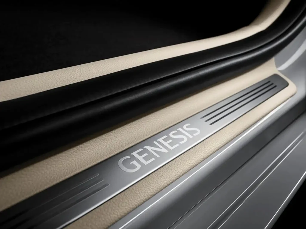 2024-Genesis-G70-23