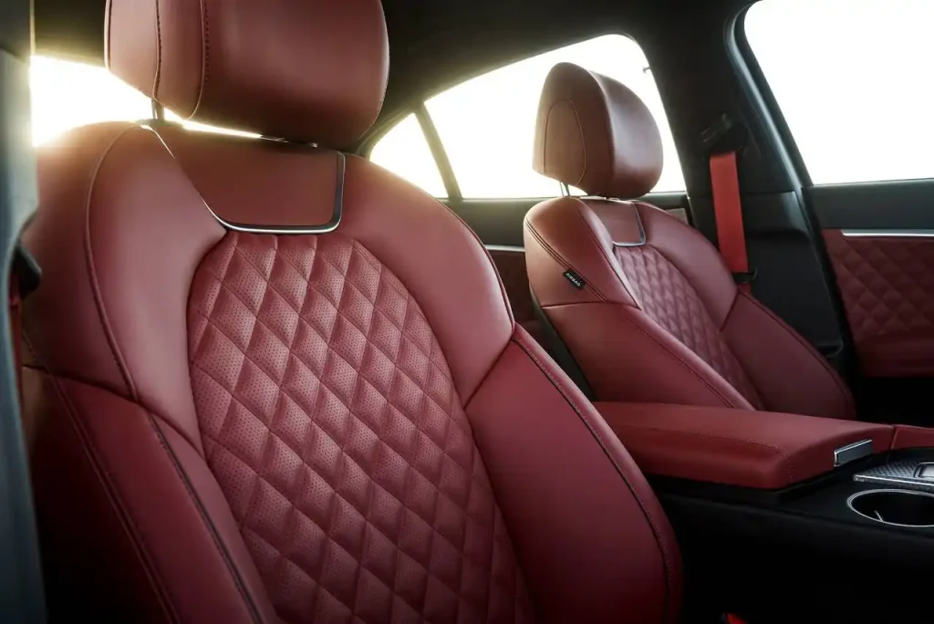 2024-Genesis-G70-29