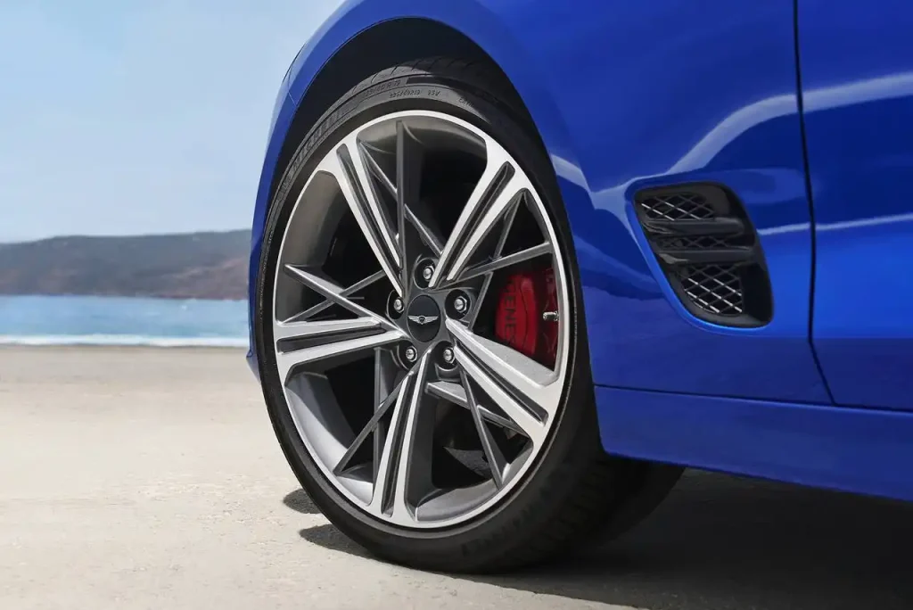 2024-Genesis-G70-57
