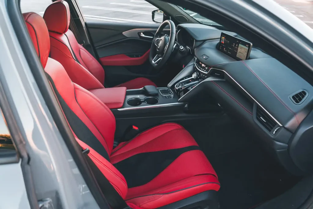 2025-Acura-TLX-32