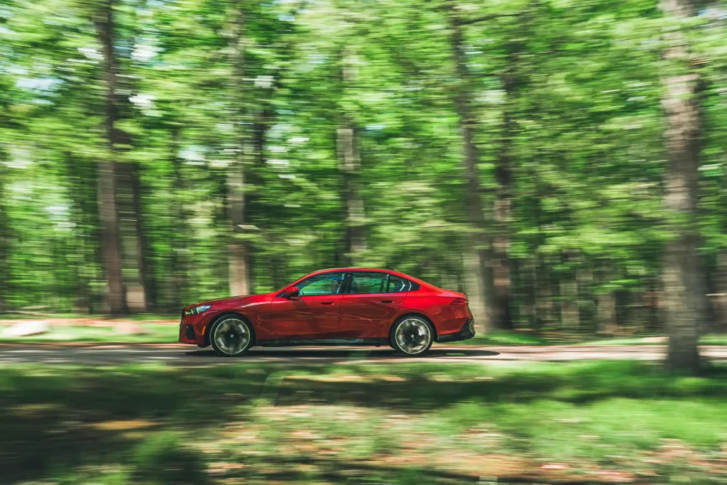 2025-BMW-5-Series-26