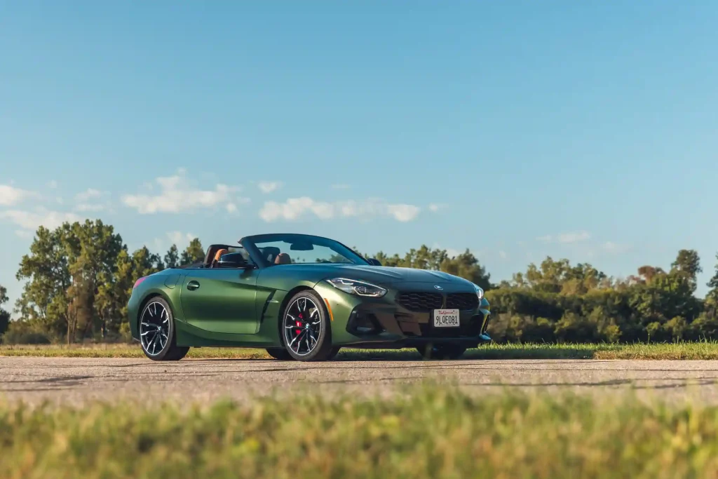 2025-BMW-Z4-14