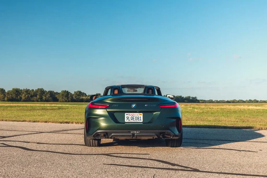 2025-BMW-Z4-15