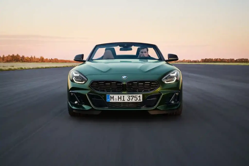 2025-BMW-Z4-24