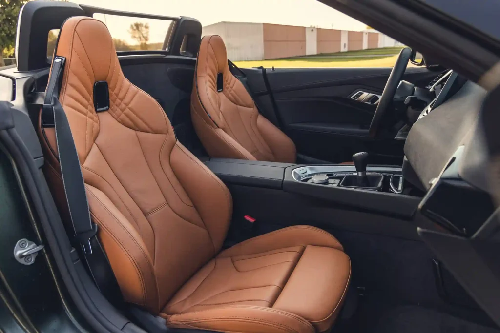 2025-BMW-Z4-29