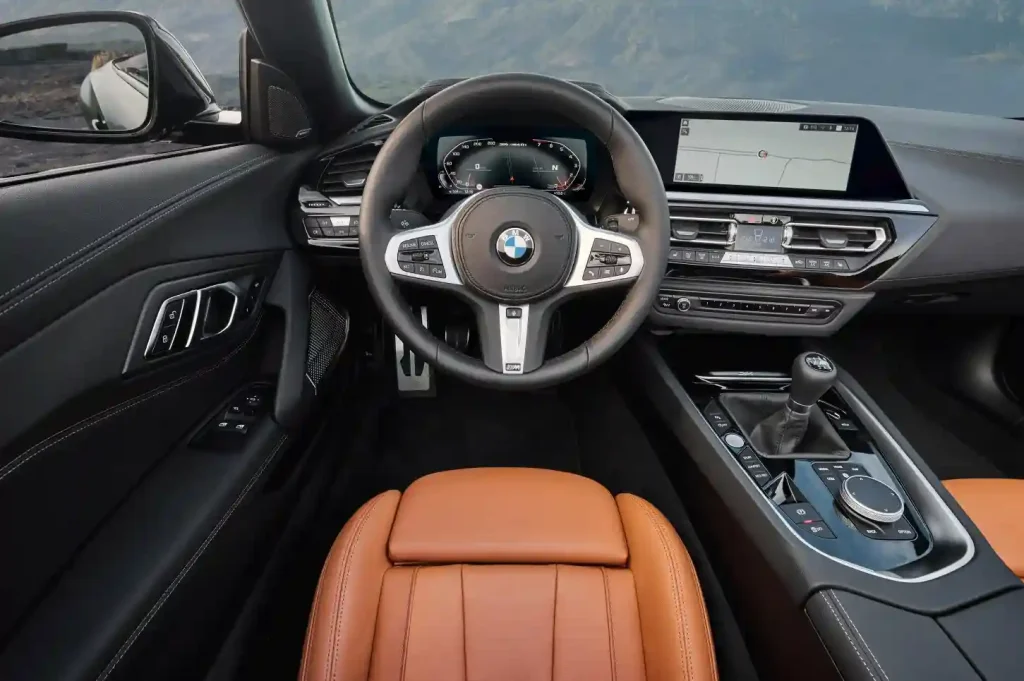 2025-BMW-Z4-36