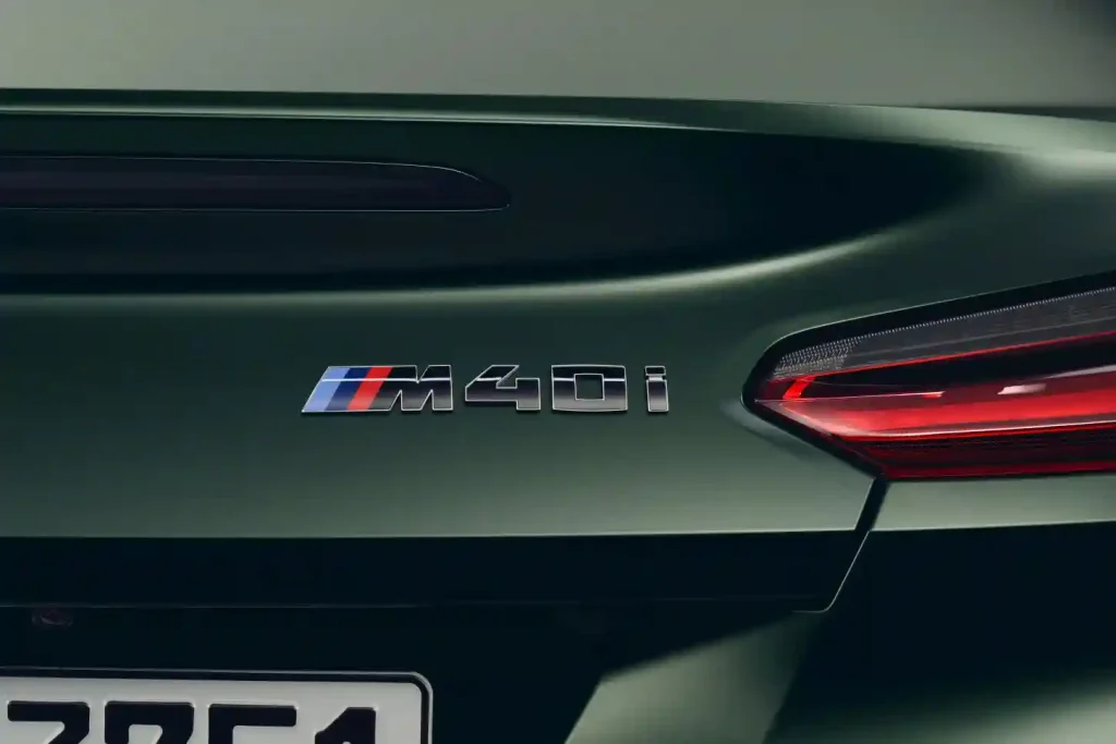 2025-BMW-Z4-51