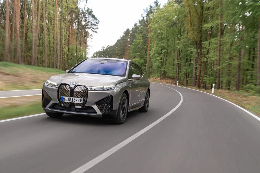 2025-BMW-iX-9