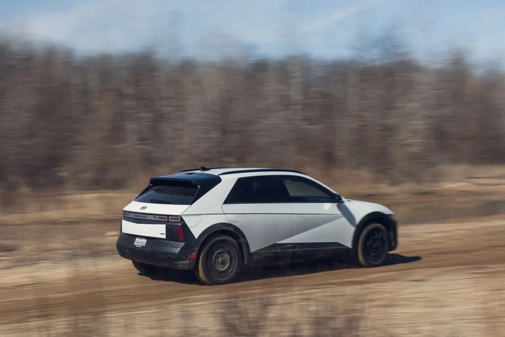 2025-Hyundai-Ioniq-5-22
