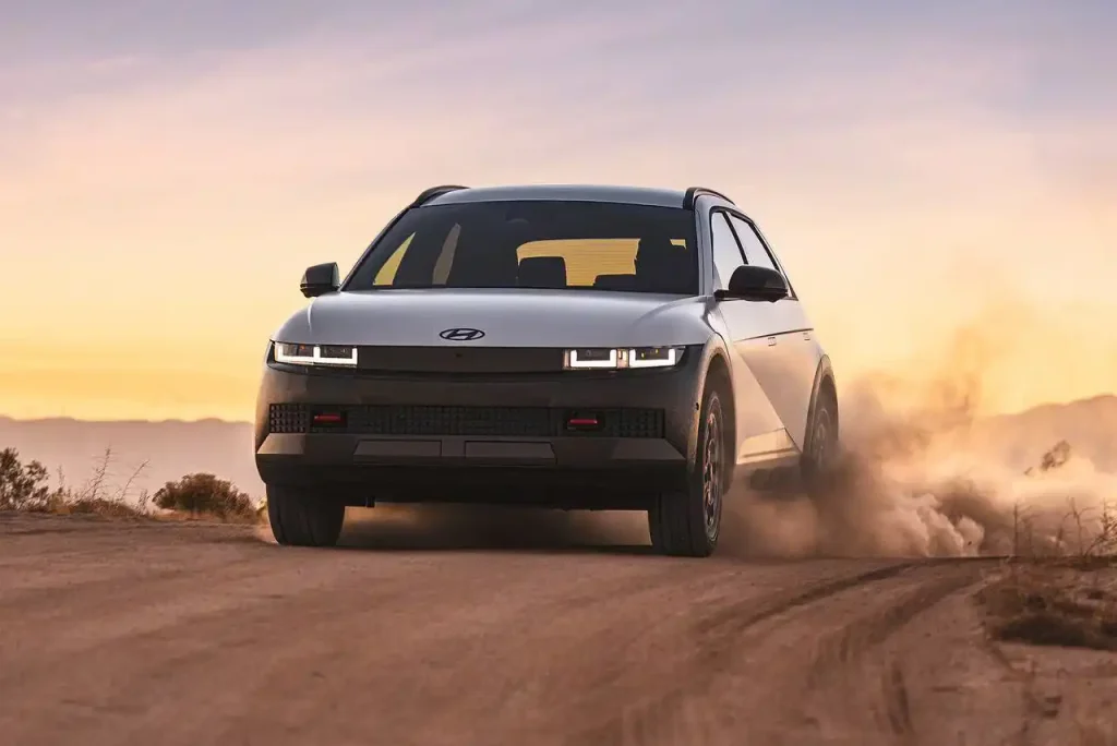 2025-Hyundai-Ioniq-5-35