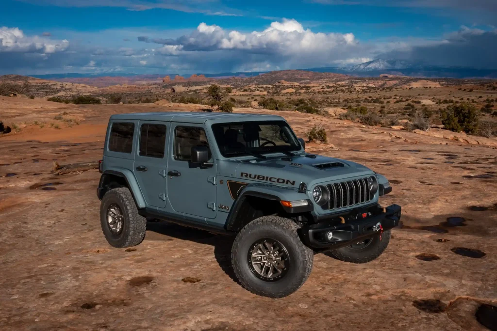 2025-Jeep-Wrangler-22
