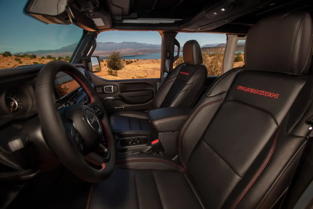 2025-Jeep-Wrangler-36