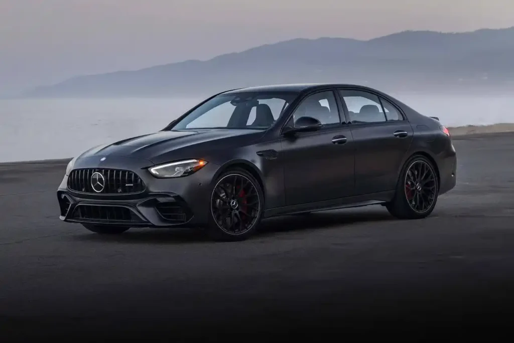 2025-Mercedes-AMG-C63-3