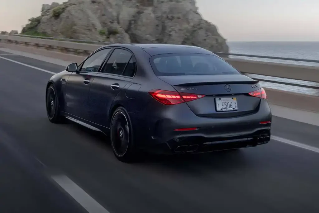 2025-Mercedes-AMG-C63-38