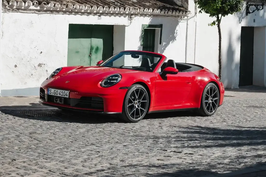 2025-Porsche-911-Turbo-3