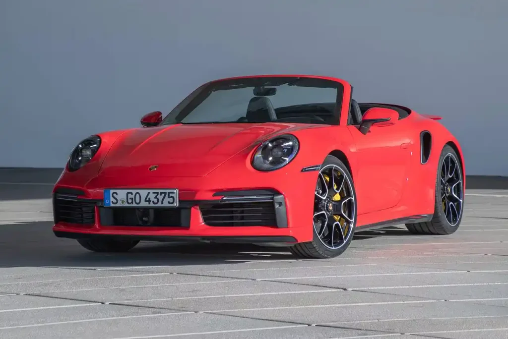 2025-Porsche-911-Turbo-4