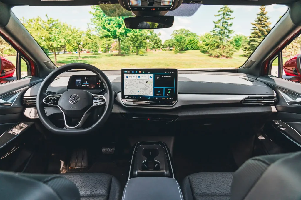 2025-Volkswagen-ID-4-35