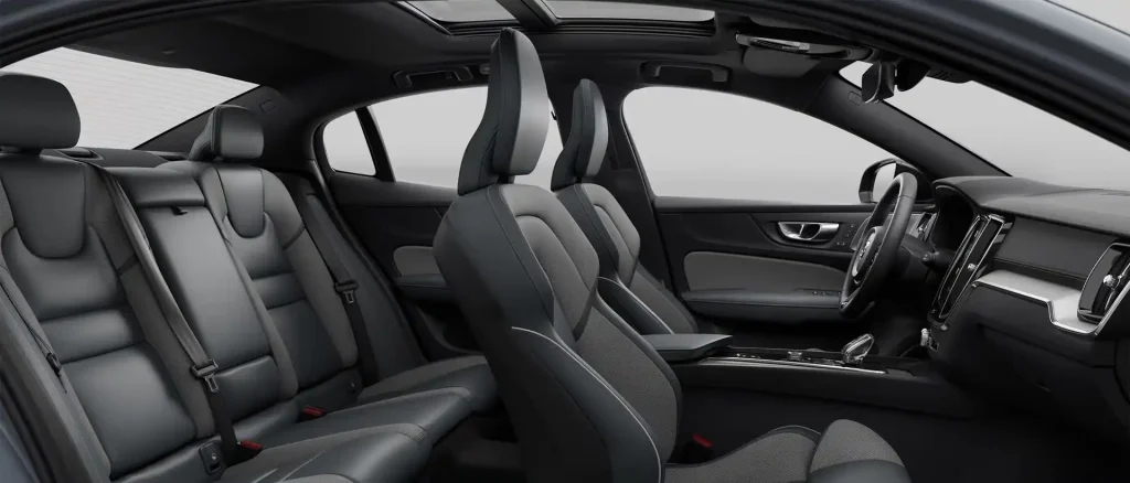 2025-Volvo-S60-25