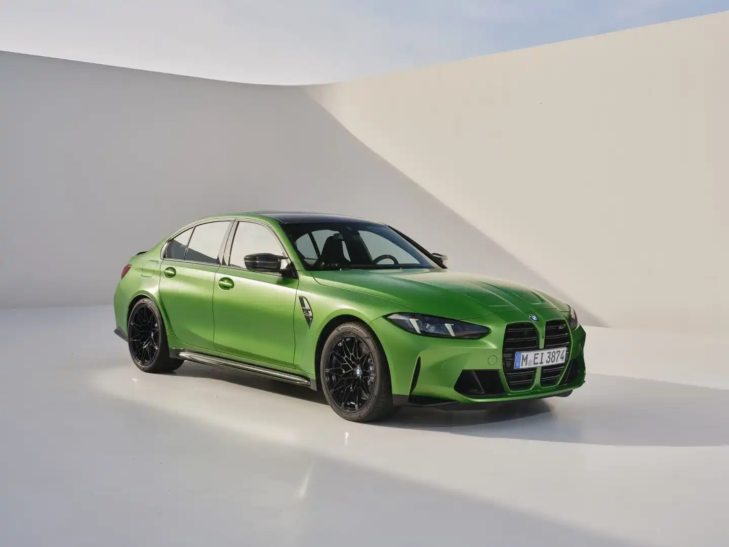 2026-BMW-M3-1
