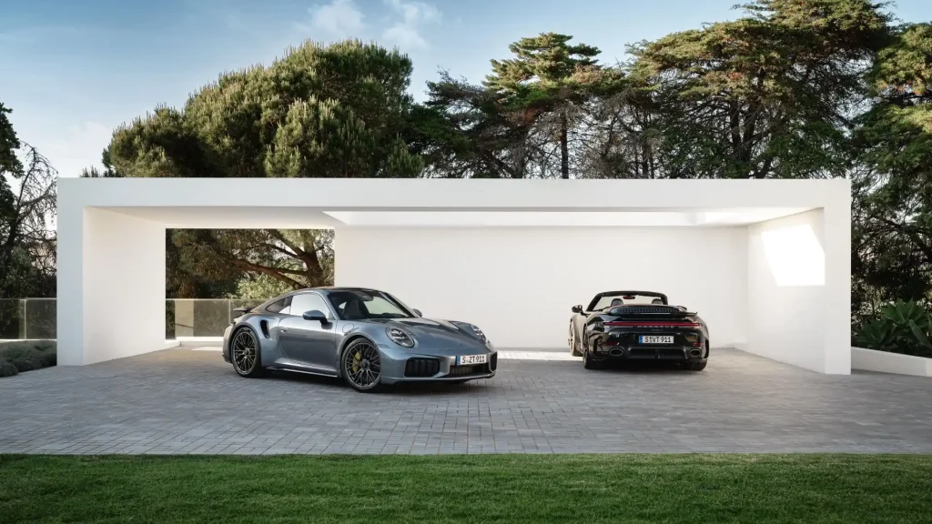 2026-Porsche-911-Turbo-17