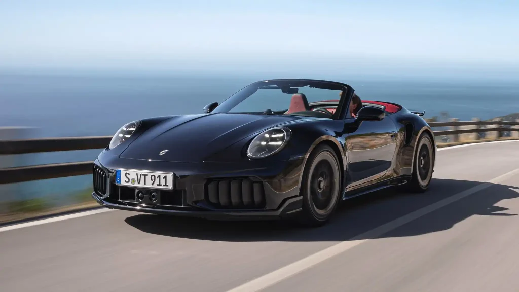 2026-Porsche-911-Turbo-26