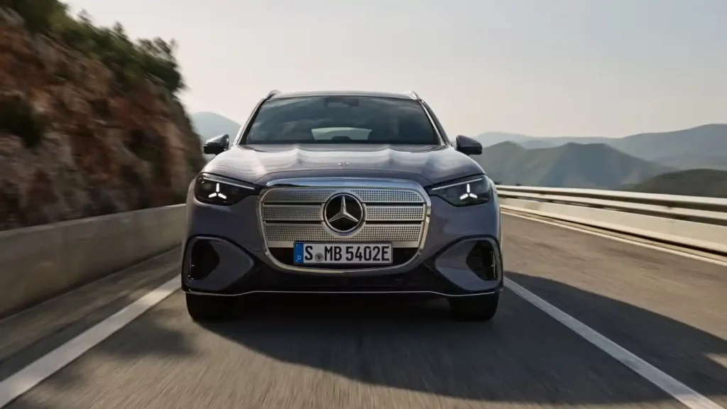 2027-Mercedes-GLC-12