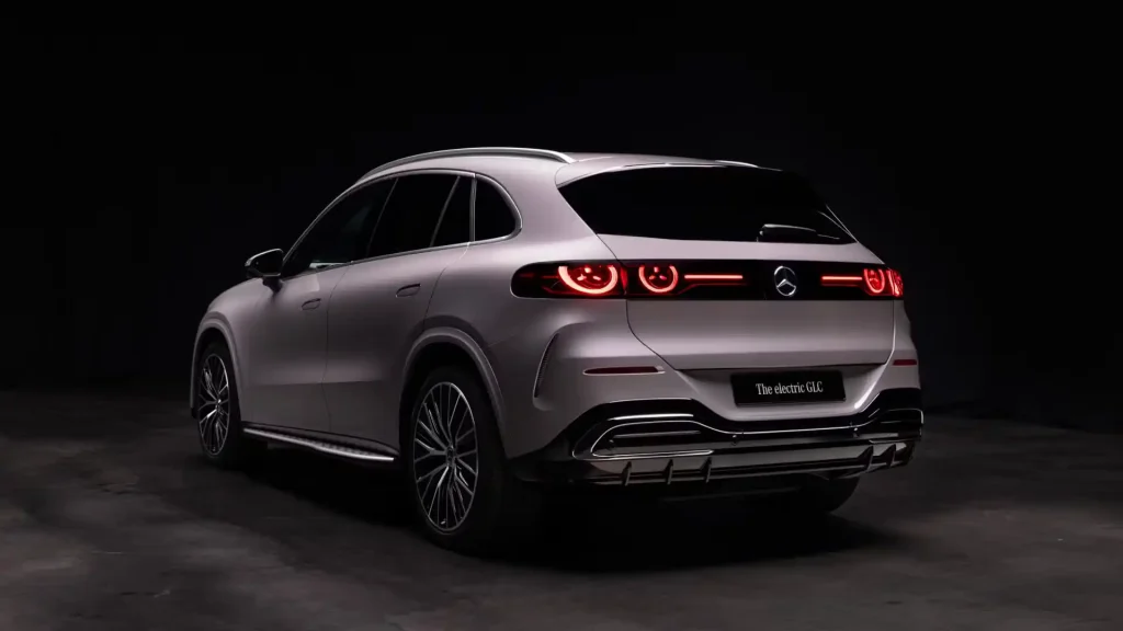 2027-Mercedes-GLC-15