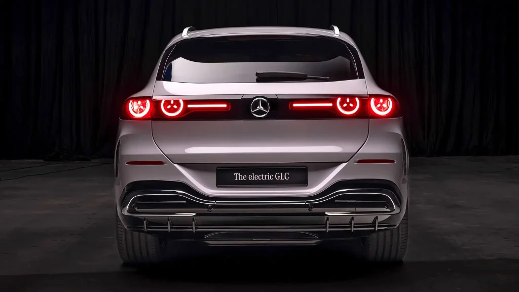 2027-Mercedes-Benz-GLC-Class-EV-12