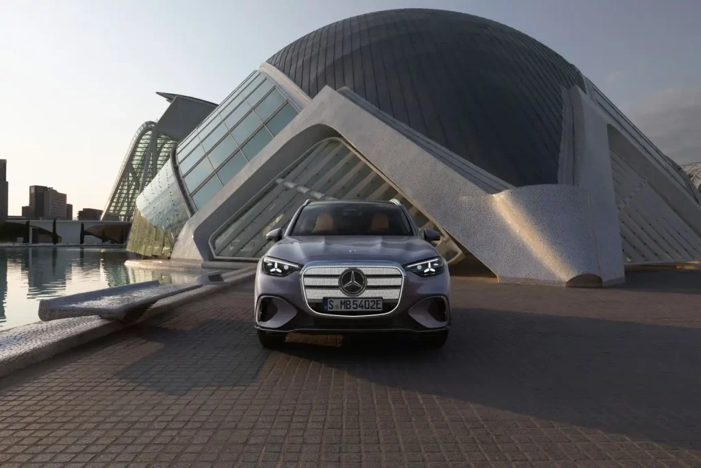 2027-Mercedes-Benz-GLC-Class-EV-22