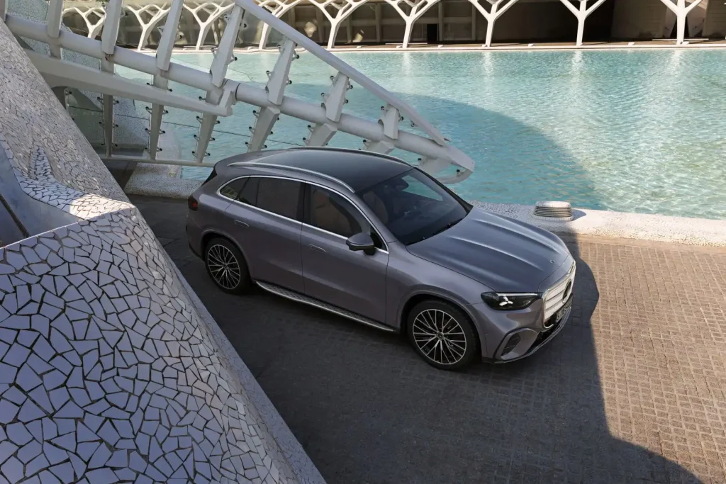 2027-Mercedes-Benz-GLC-Class-EV-24