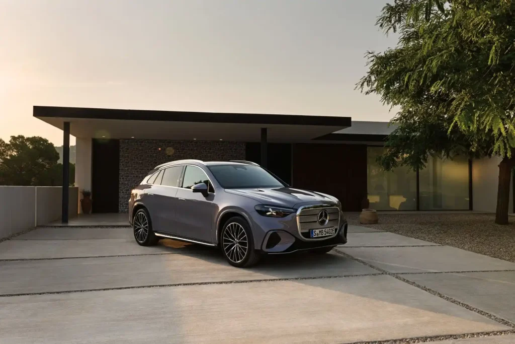 2027-Mercedes-Benz-GLC-Class-EV-27