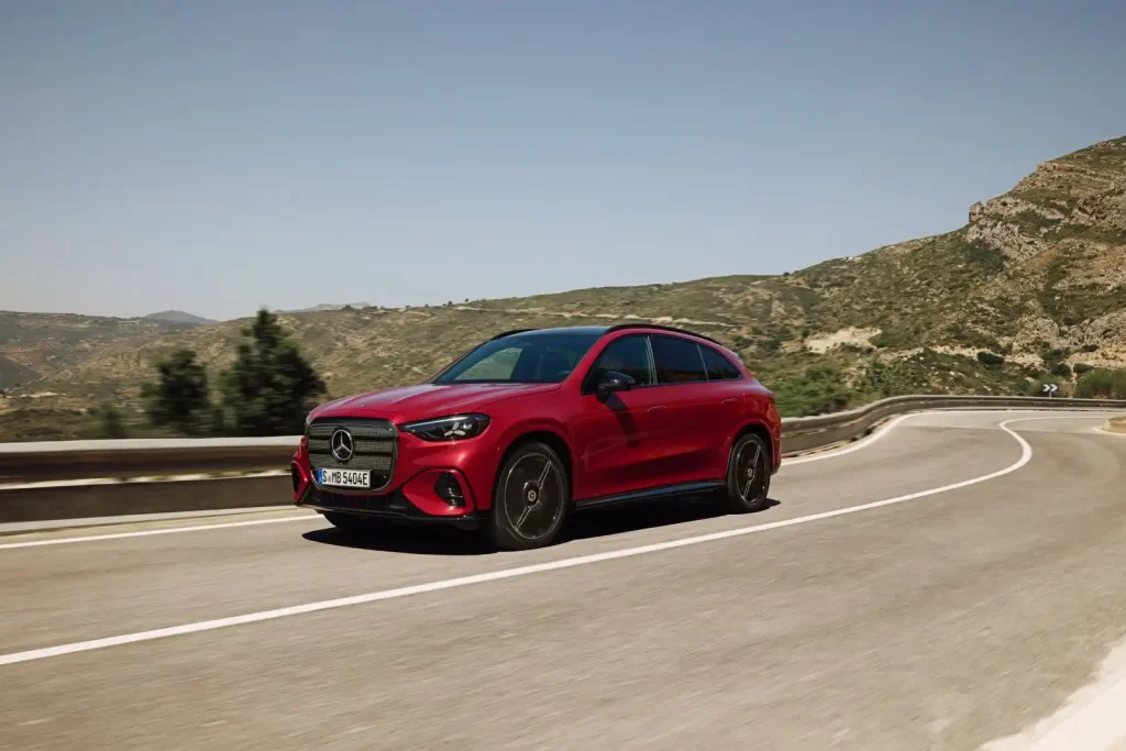 2027-Mercedes-Benz-GLC-Class-EV-41